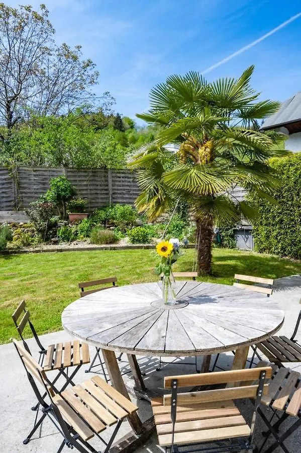 펜션 Villa Cote Des Vignes I Annecy 15' X Geneve 30' Charvonnex